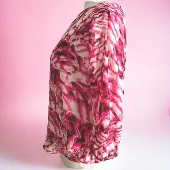 Dana Buchman Pink Floral Abstract Short Sleeve pleated polyester blouse XS - Picture 5 of 9